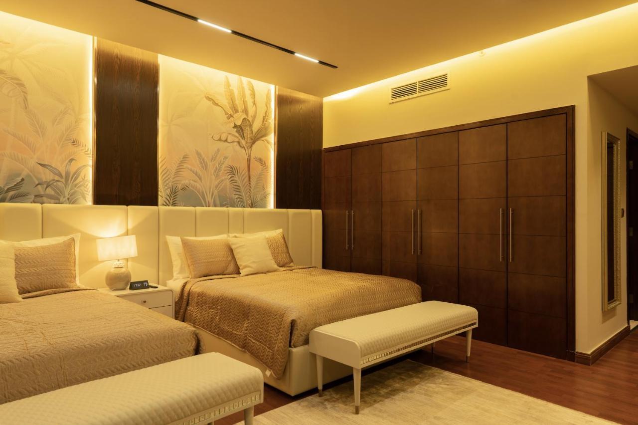 Luxury 3 Bedroom - Direct View To Burj Khalifa Dubai Exterior photo